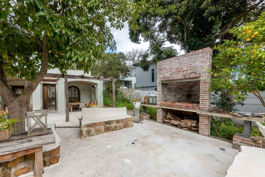 To Let 4 Bedroom Property for Rent in Overkloof Western Cape
